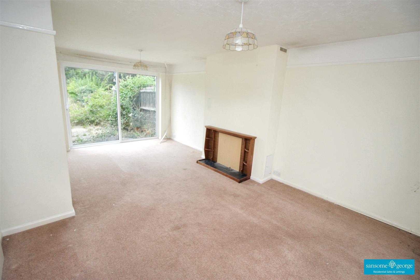 2 bed property in Longworth Avenue, Tilehurst